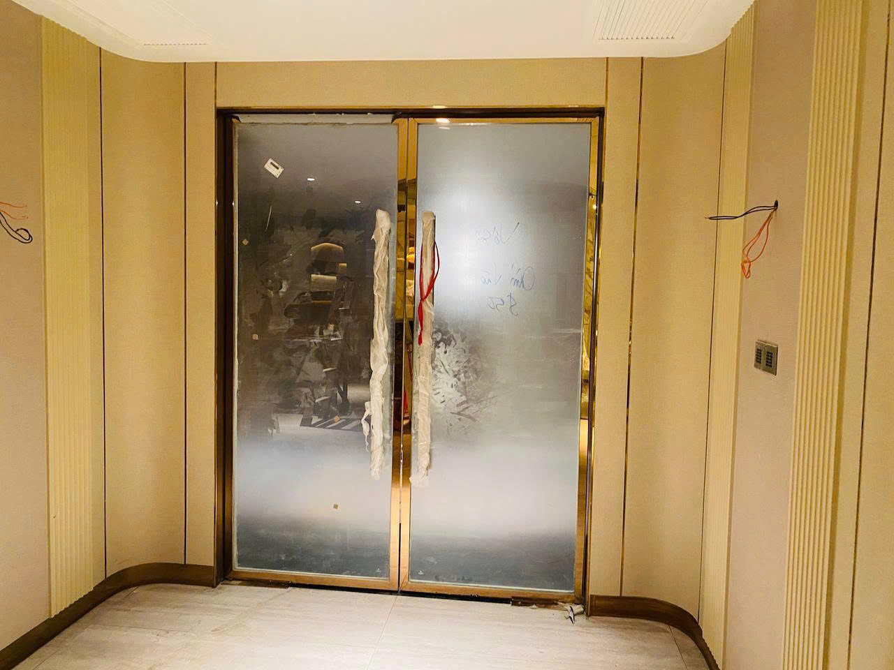 z7271365447985_5dc2a2a190905f88716e58084f25ac94